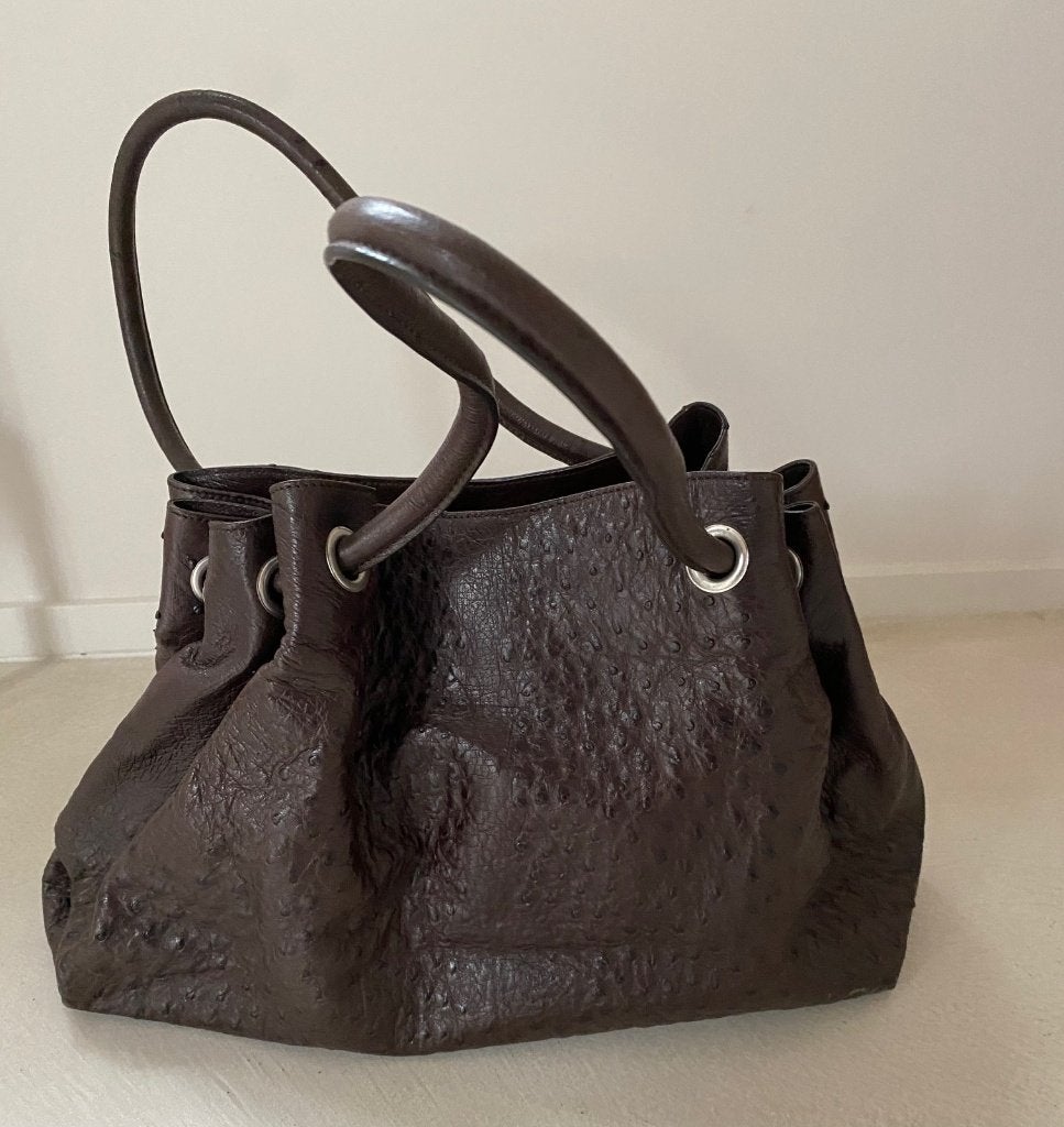 Sac a main en cuir d'autruche véritable, Enlèvement ou Envoi, Comme neuf, Brun, Sac à main
