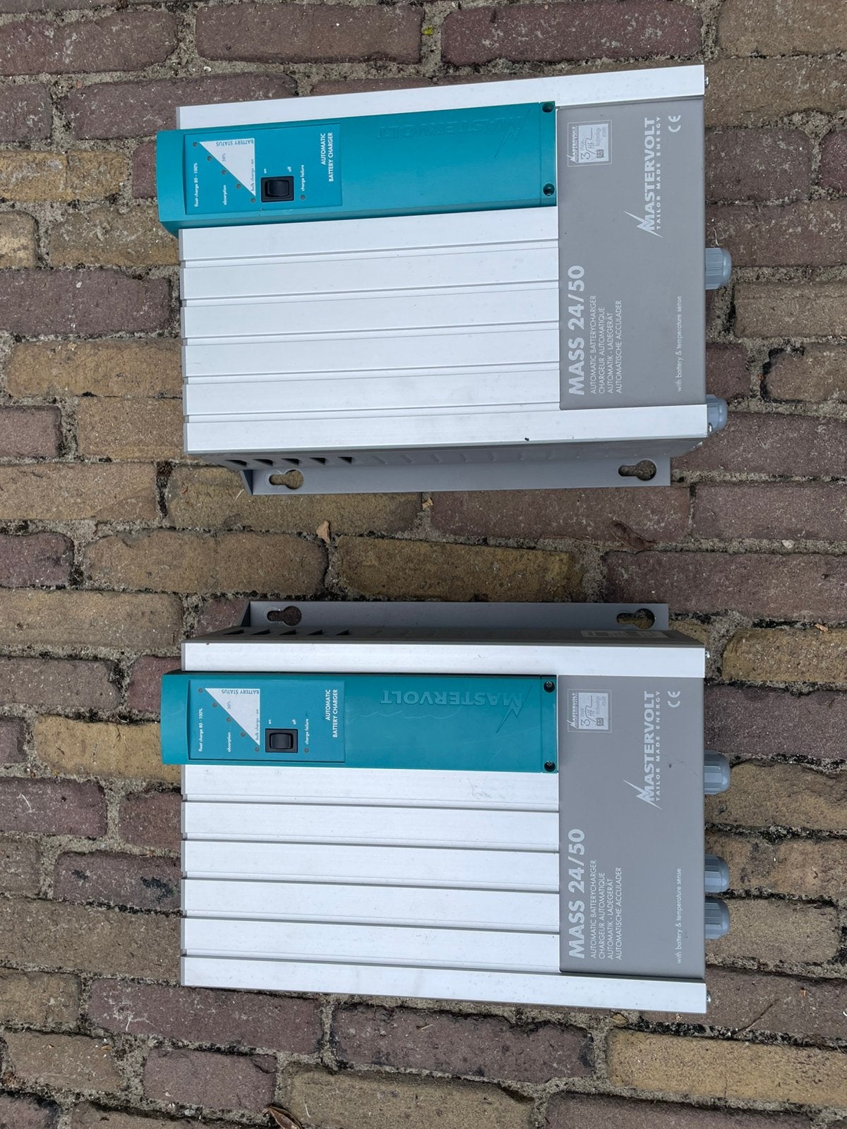 Mastervolt acculaders 24 volt 50 Ampère, Ophalen, Zo goed als nieuw