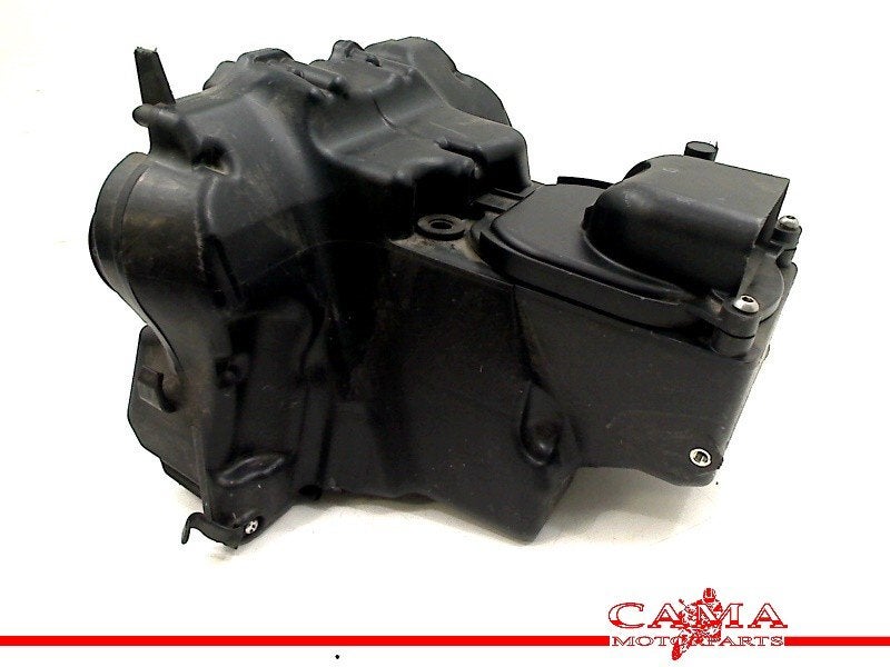 LUCHTFILTERHUIS Z 800 2013-2016 +ABS (Z800 ZR800A-B), Dhr. S. di Majo, Gebruikt, Info@cama-motorparts.nl, P.J. Troelstraweg 8 8
3144 CX  MAASSLUIS, NL