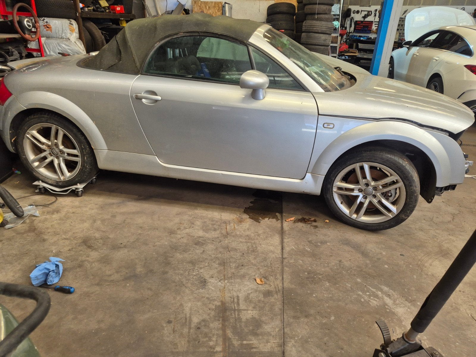 Audi TT pour piece . Toute pièce disponible, Autos, Audi, Particulier, TT, Enlèvement