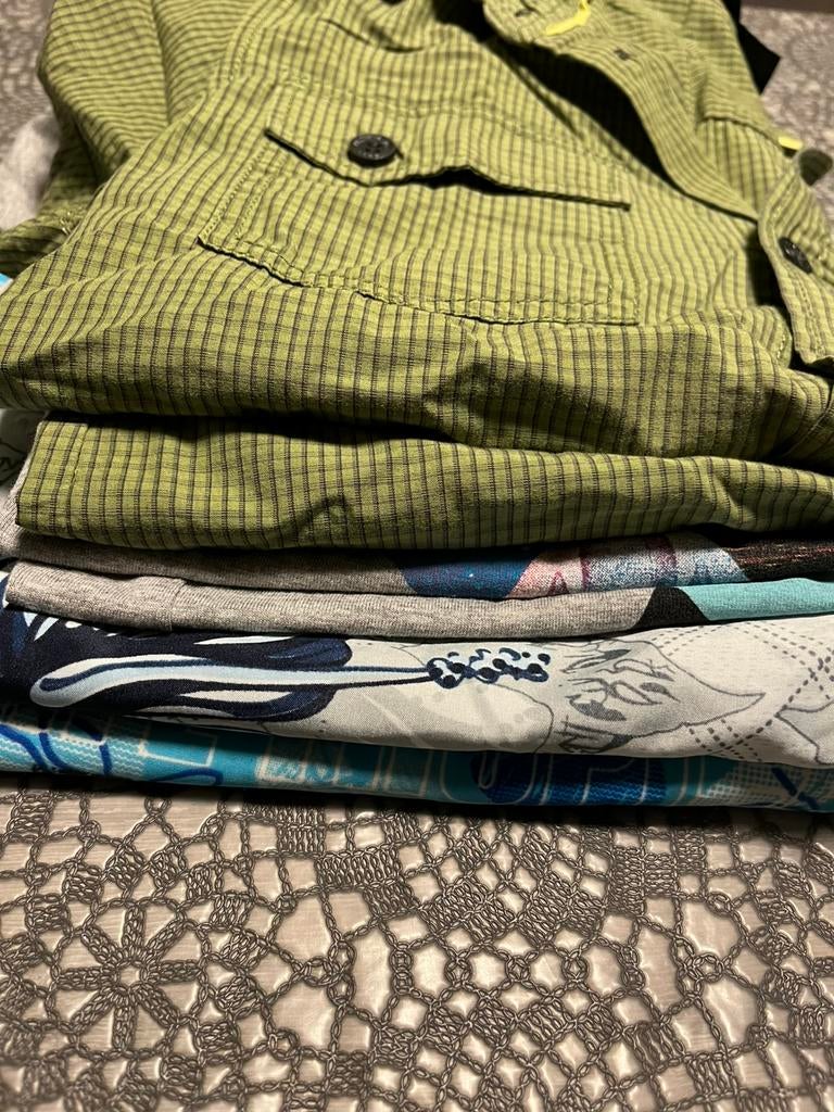 Lot garcon taille 10 ans (2 shorts,1 chemise,1teeshirt), Ophalen, Gebruikt, Jongen