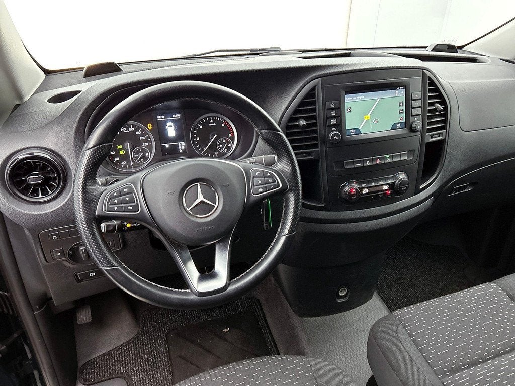 Mercedes-Benz Vito 114 L2 9G-TRONIC Base | Navigatie | Airco, Auto's, 4 deurs, Gebruikt, 4 cilinders, 2500 kg