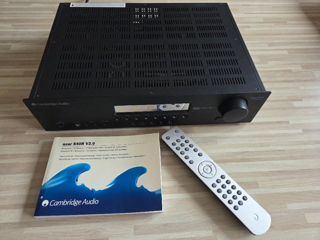 Amplificateur Cambridge Azur 540 R V2, Autres marques, Enlèvement ou Envoi, Utilisé, 120 watts ou plus