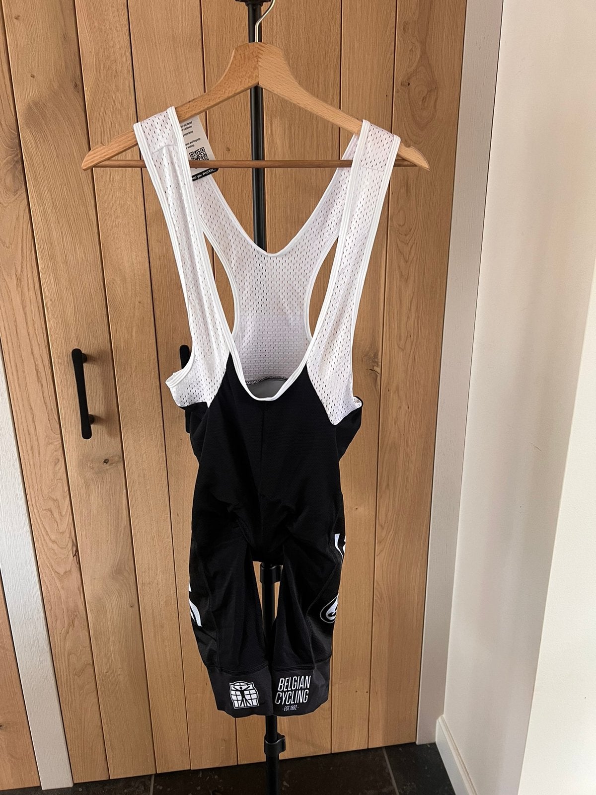 Cuissard de cyclisme belge court pour femmes taille L NEW, Enlèvement ou Envoi, Course à pied ou Cyclisme, Noir, Taille 42/44 (L)