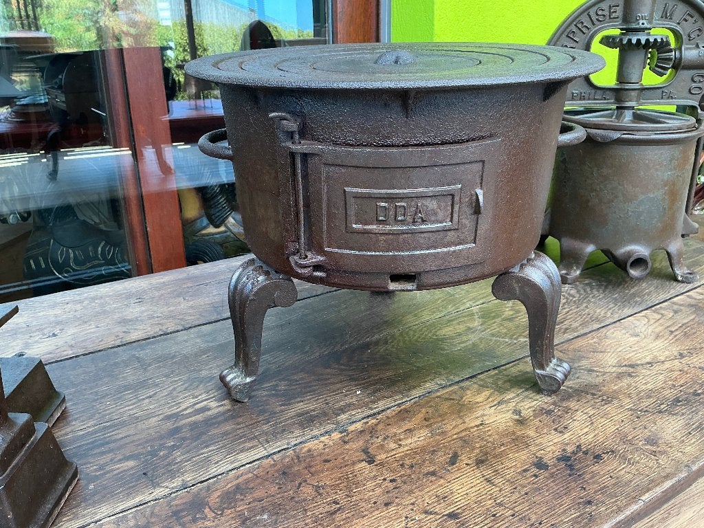 ANCIEN PETIT POÊLE DE »TRANCHÉE « EN FONTE, Enlèvement