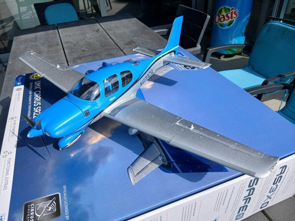 Sirrus SR22-T E-Flite, Hobby en Vrije tijd, Modelbouw | Radiografisch | Vliegtuigen, Ophalen, Gebruikt, Elektro