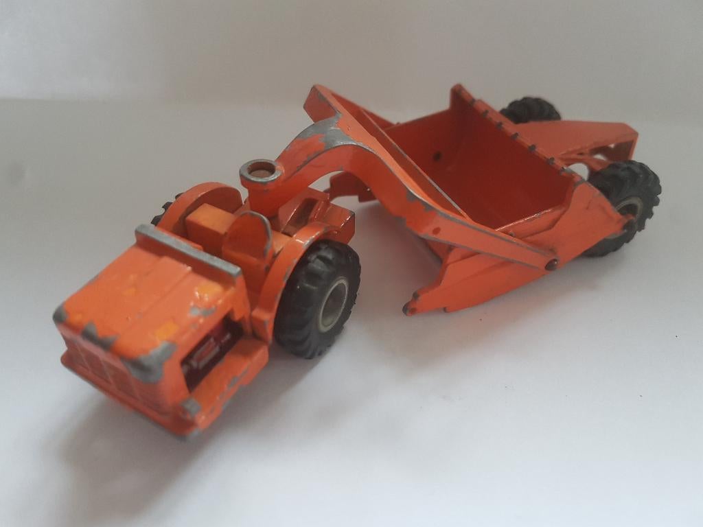 Lesney K6 King Size Allis Chalmers aardschraper uit 1961, Ophalen of Verzenden, Gebruikt, Tractor of Landbouw