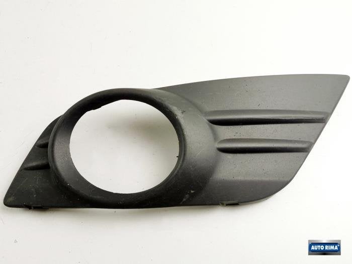 Plaque de protection feu antibrouillard gauche d'un Volvo C7, -, 3 mois de garantie, -, -