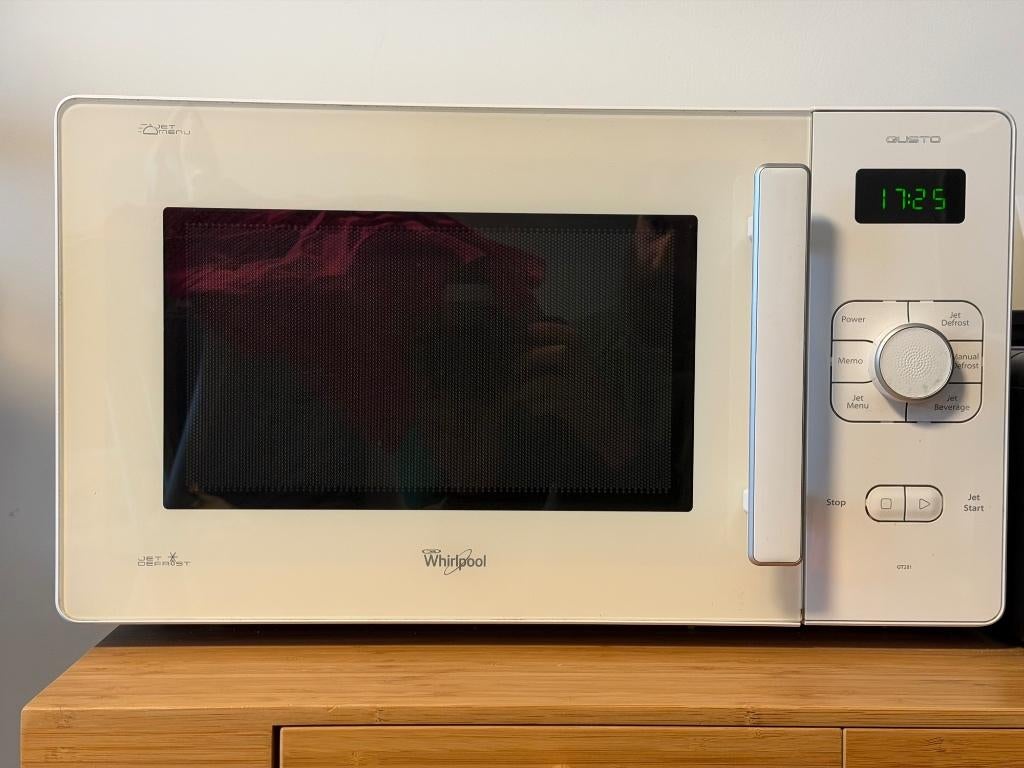 Microgolfoven Vrijstaand Whirlpool GT 281 Wit - 25L, Elektronische apparatuur, Microgolfovens, Ophalen, Gebruikt, Microgolfoven