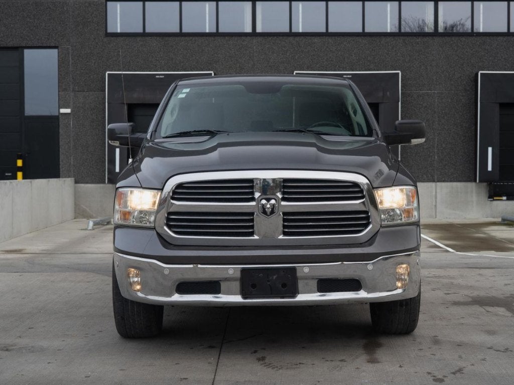 Dodge RAM 1500 5.7 V8 BIG HORN hemi 401pk 21% BTW 2017, Cuir, Argent ou Gris, Achat, Euro 6