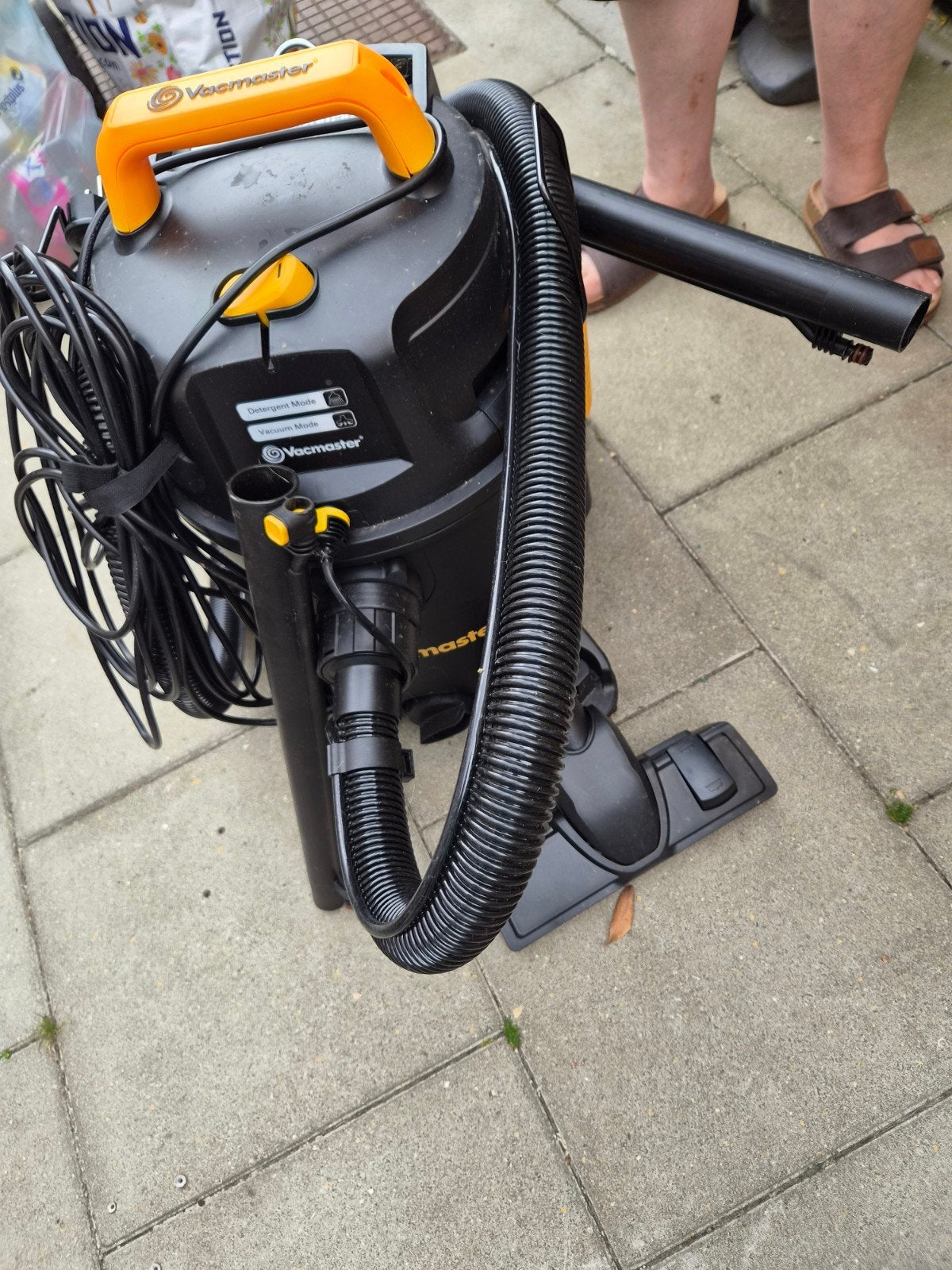 vacmaster compleet met handleiding en accesso. geen koerier, Doe-het-zelf en Bouw, Reinigingsmachines, Ophalen, Nieuw, Overige typen