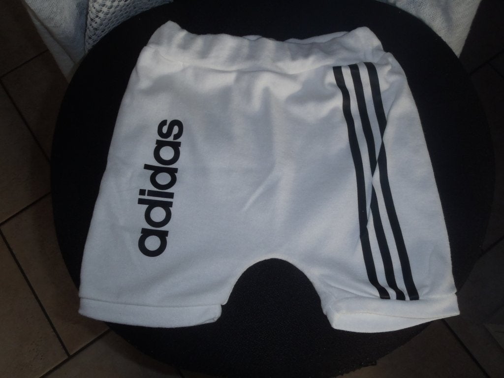 witte korte broek maat 86, Kinderen en Baby's, Ophalen of Verzenden, Zo goed als nieuw, Jongetje, Overige typen