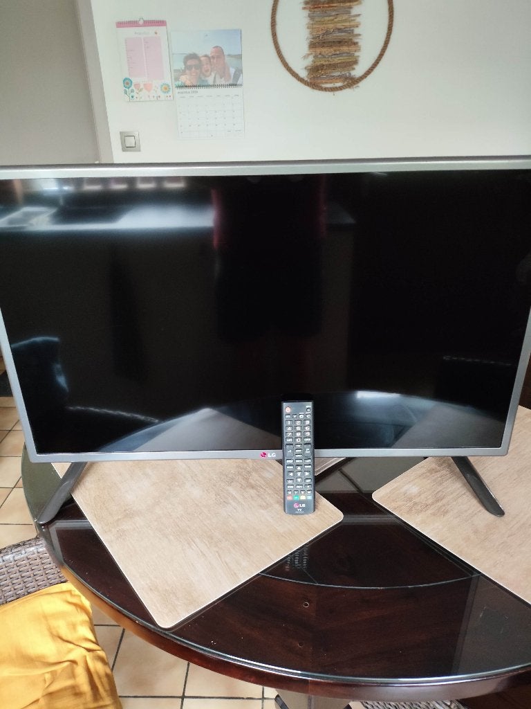 LG tv 33', Audio, Tv en Foto, Televisies, Ophalen, LED, 50 Hz, HD Ready (720p)