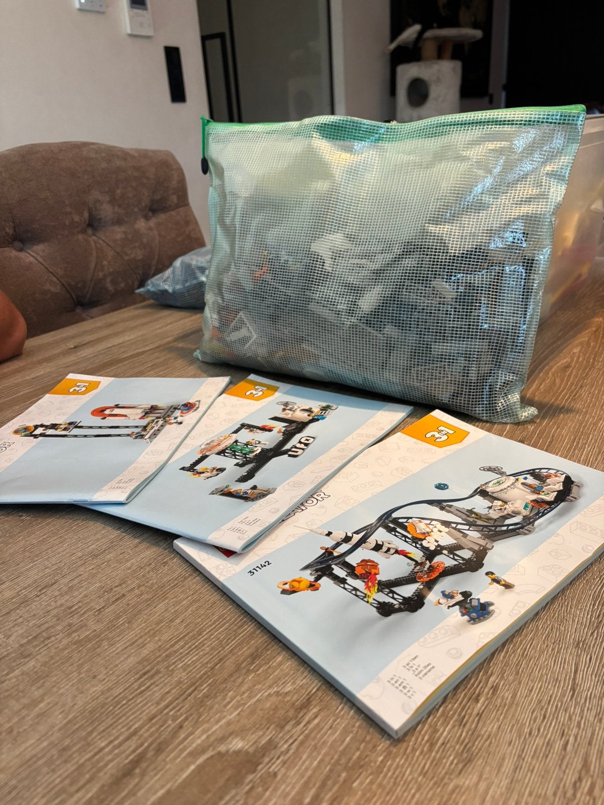 LEGO Creator 3-in-1 31142 Space Roller Coaster, Kinderen en Baby's, Speelgoed | Duplo en Lego, Zo goed als nieuw, Lego, Compleet