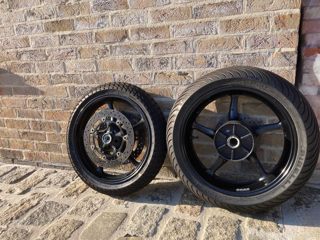 Yamaha R6 velgen, Motoren, Ophalen