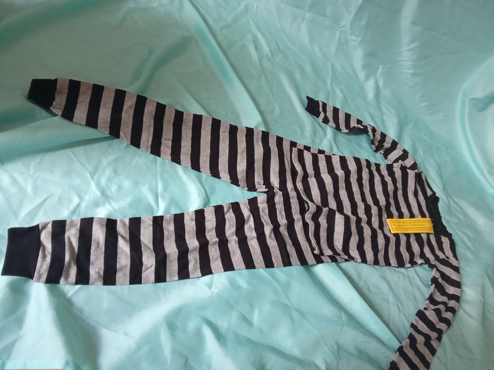 Pyjama gestreept 7jaar, Kinderen en Baby's, Kinderkleding | Maat 128, Ophalen