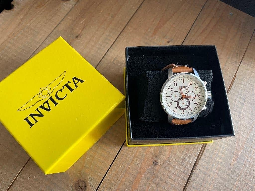 Invicta S1 Rally Herenhorloge, Handtassen en Accessoires, Overige materialen, Leer, Polshorloge, Zo goed als nieuw
