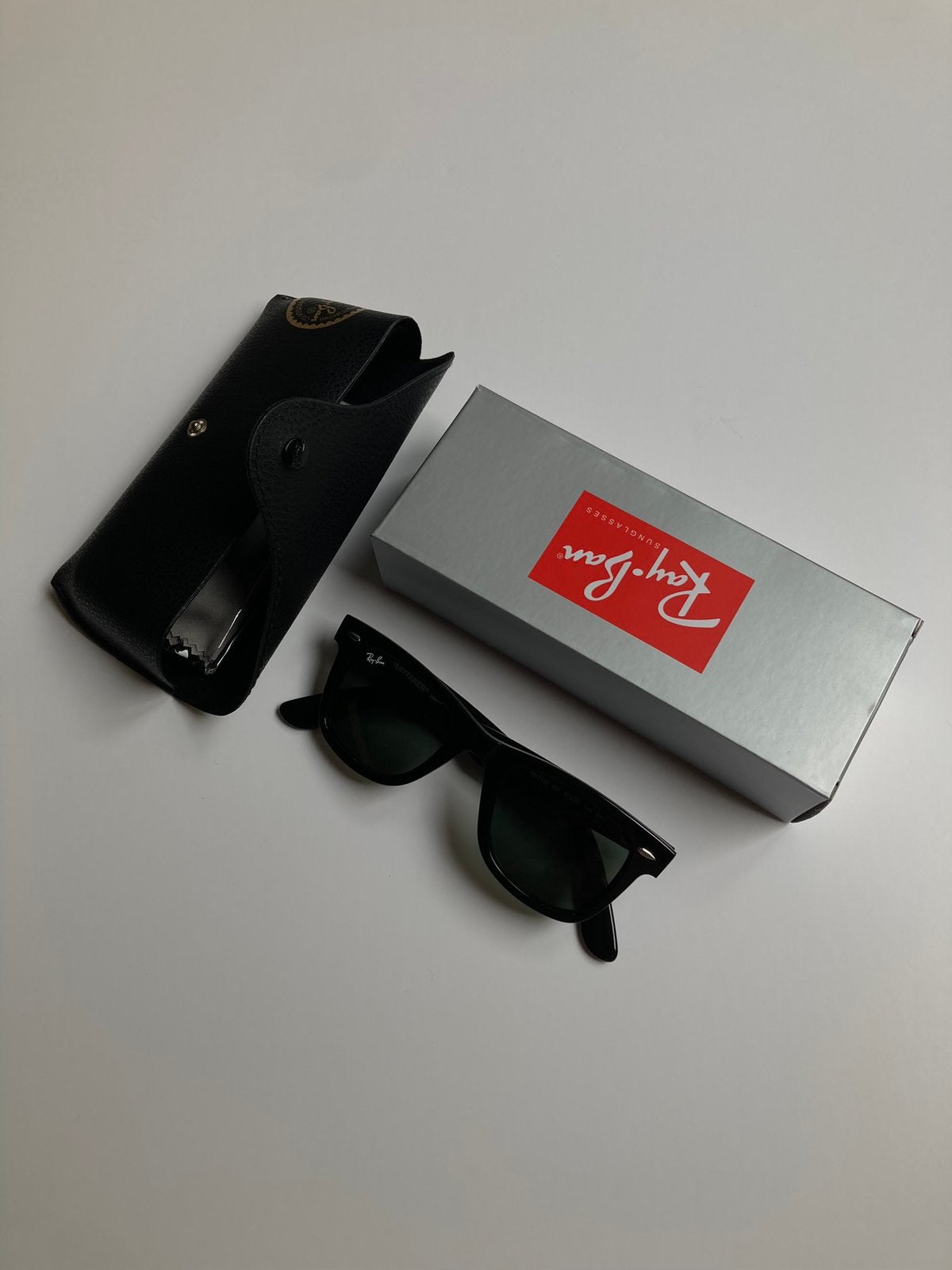 Ray-ban Wayfarer RB2140 maat 47 22 (zeldzaam) ALS NIEUW, Handtassen en Accessoires, Zonnebrillen en Brillen | Heren, Ophalen, Zo goed als nieuw