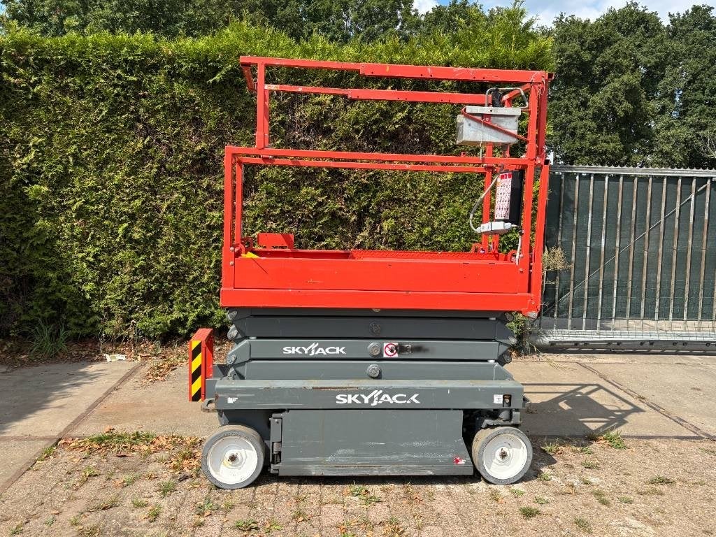 Skyjack SJ III 3219 8m schaarhoogwerker 1.5km skyjack, Zakelijke goederen, Machines en Bouw | Liften, Steigers en Ladders