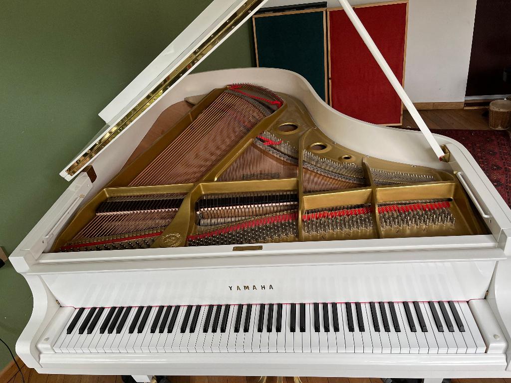 Piano à queue BLANC Yamaha G3, Musique & Instruments, Enlèvement, Comme neuf, Blanc, À queue
