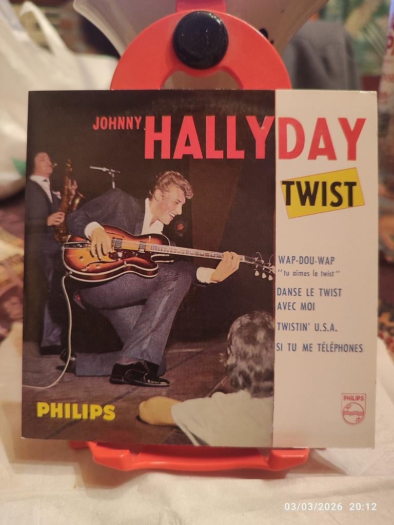 CD van Johnny Hallyday.
„Wap-dou-Wap”., Ophalen of Verzenden, Zo goed als nieuw