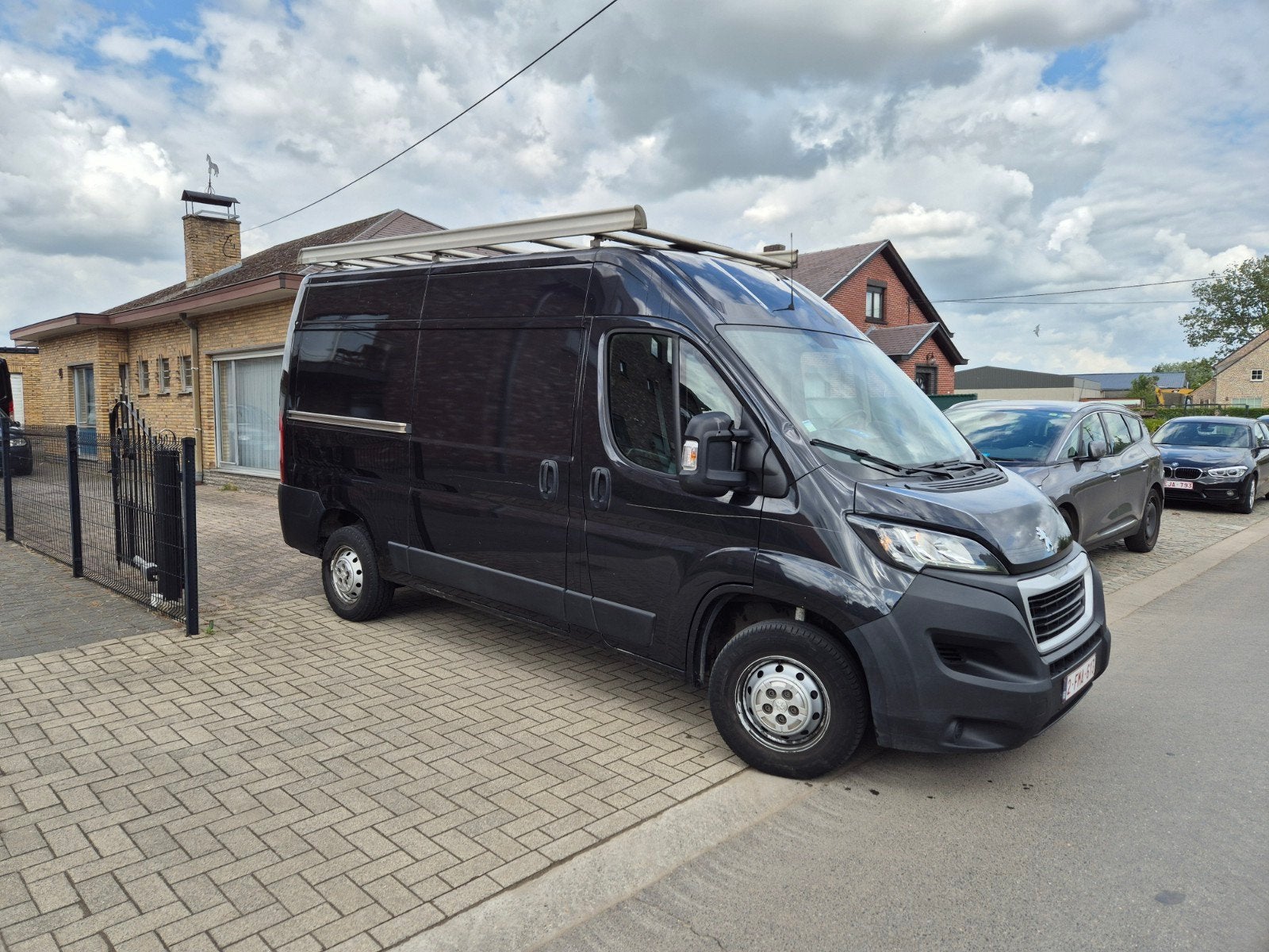 Te huur 70€/dag 350€/week vanaf 750€/maand, Enlèvement