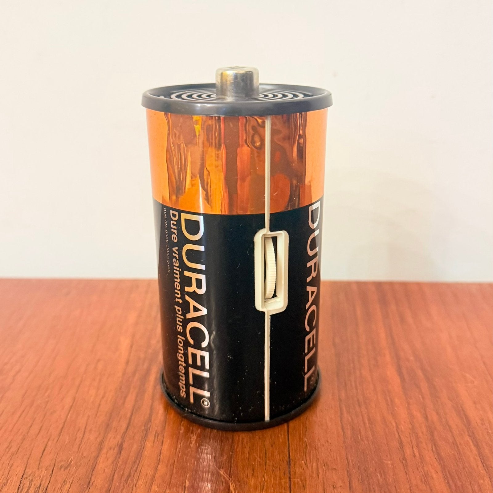 VINTAGE DURACELL BATTERIJ RADIO 1980 TRANSISTOR NOVELTY, Verzenden