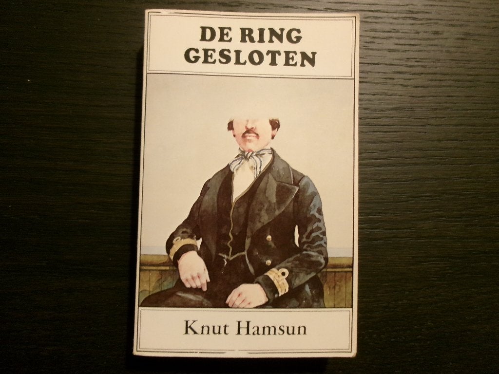 De ring gesloten   -Knut Hamsun-, Ophalen of Verzenden