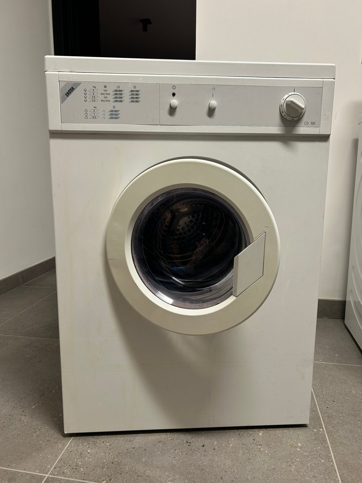 Droogkast Castor CD 10R, 4 tot 6 kg, Ophalen, Gebruikt, Voorlader