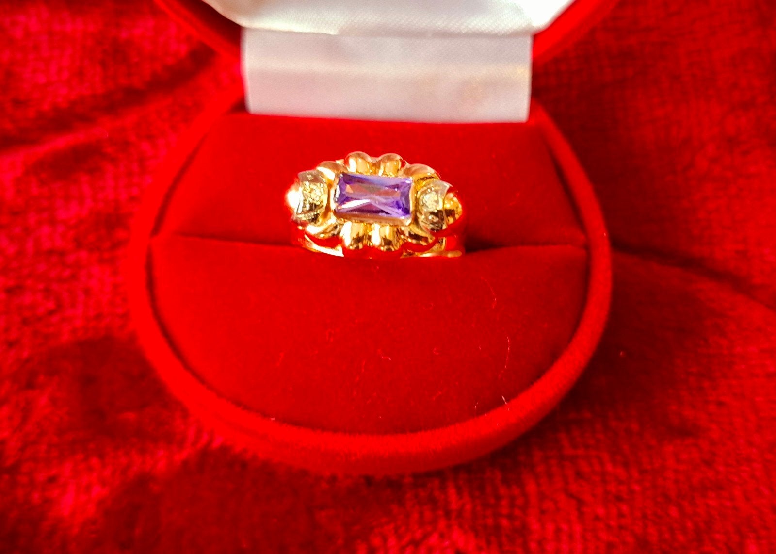 bague en or 18k poiçonnée 750, Handtassen en Accessoires, Ophalen, Zo goed als nieuw, Goud