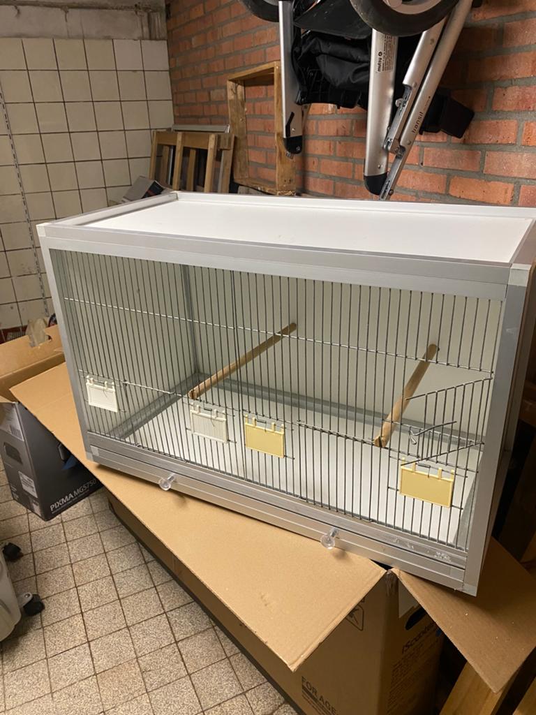 Aluminum kooien, Dieren en Toebehoren, Vogels | Hokken en Kooien, Ophalen, Gebruikt, Aluminium, Vogelkooi