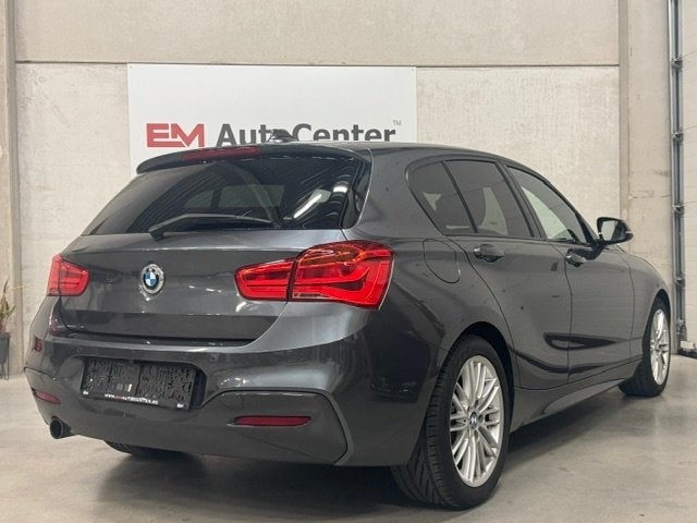 BMW 118i M-Pack Shadow Keyless-Adaptiv LED-Camera-HarmanKard, Autos, BMW, 100 kW, Argent ou Gris, Achat, Euro 6