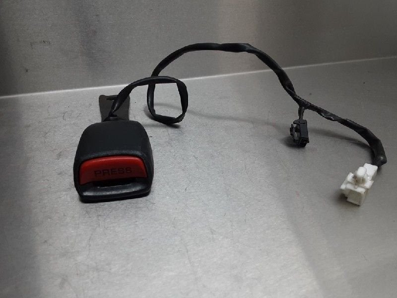 BOUCLE DE CEINTURE DE SECURITE AVANT DROIT Lexus IS (E2), Utilisé, Lexus