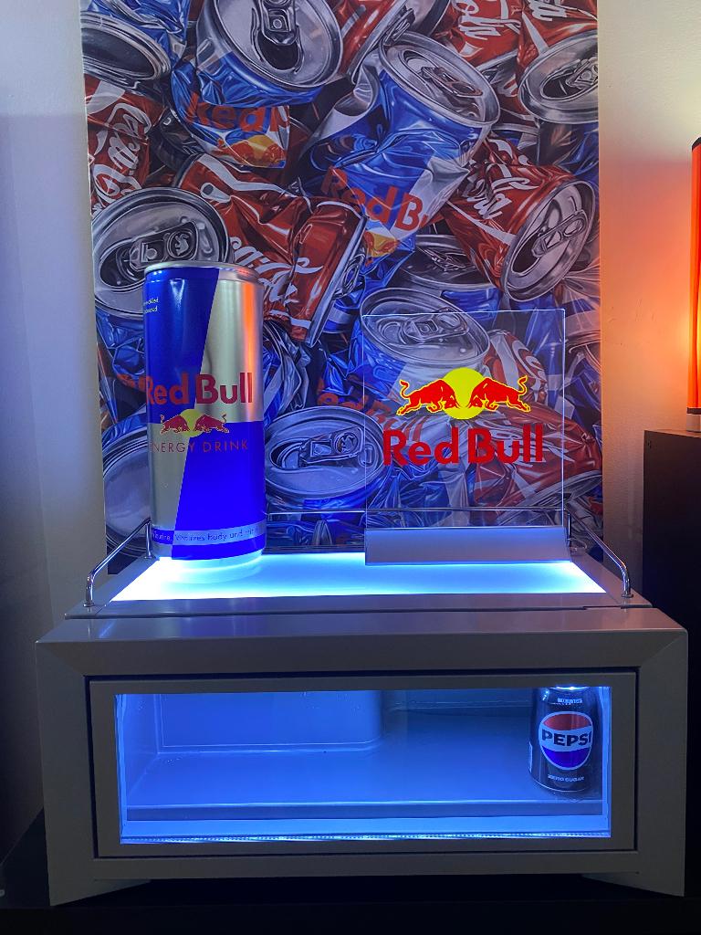 Limited edition Redbull minibar, Enlèvement ou Envoi