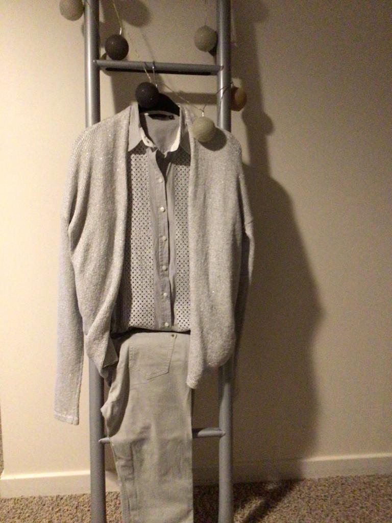 RIVER WOODS grijs hemd en vest met Gratis broek maat Smal, Kleding | Dames, Ophalen of Verzenden, Gedragen, Maat 36 (S), Grijs