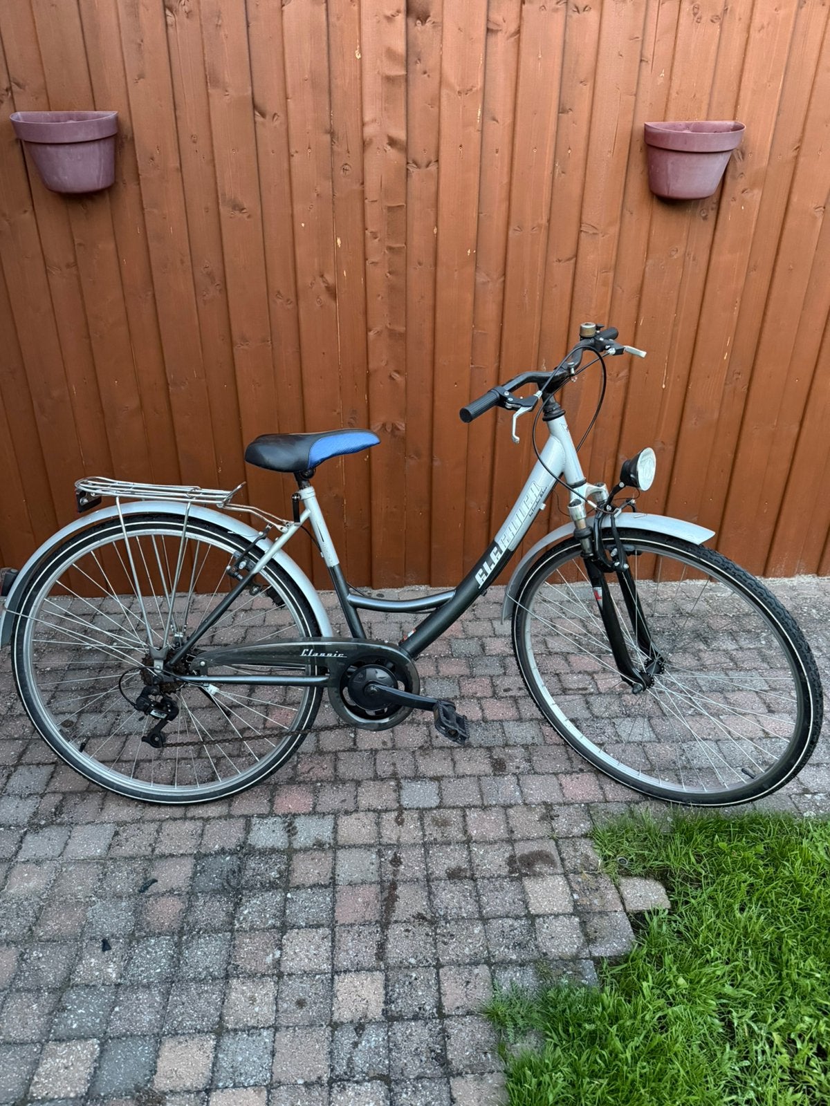 Damesfiets, Ophalen, Gebruikt