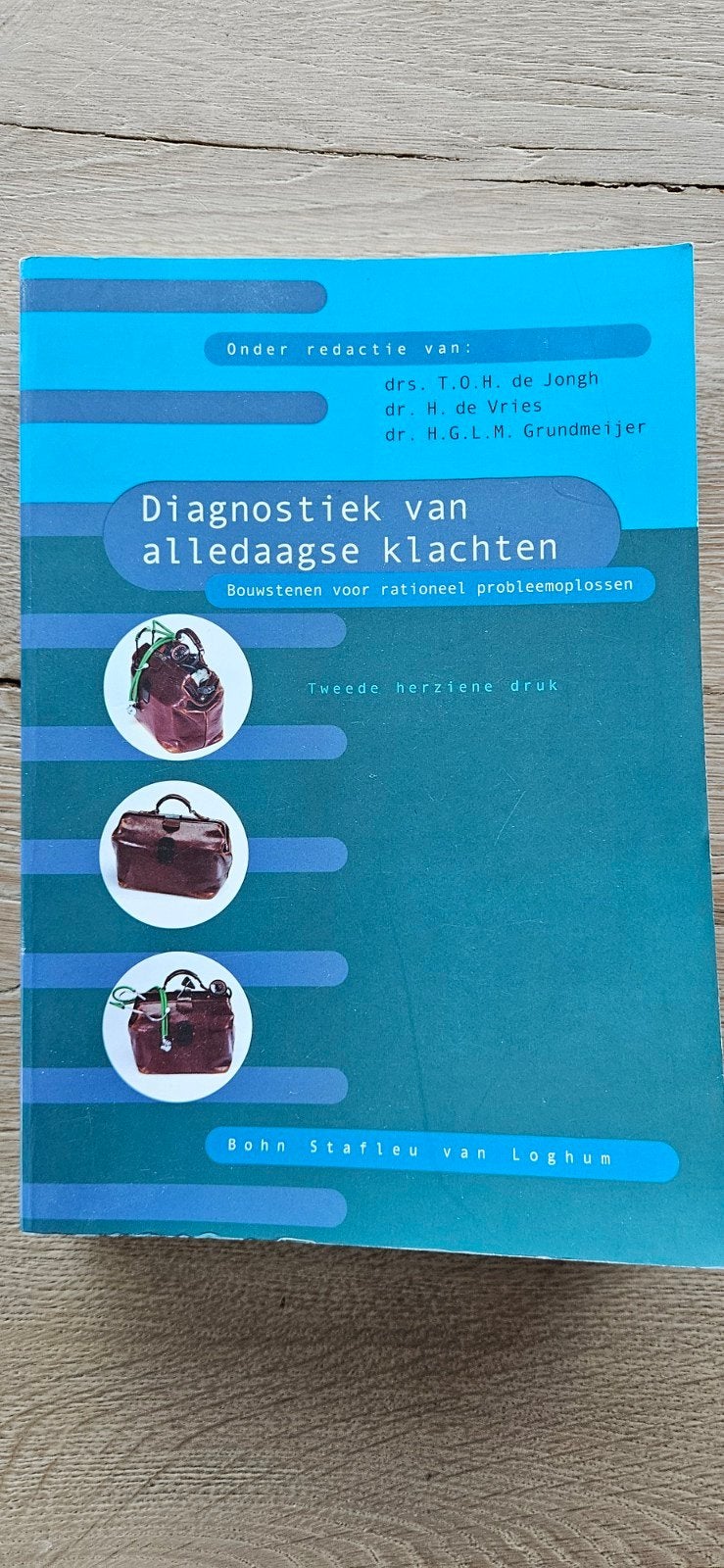Boek: diagnostiek van alledaagse klachten, Boeken, Ophalen, Zo goed als nieuw
