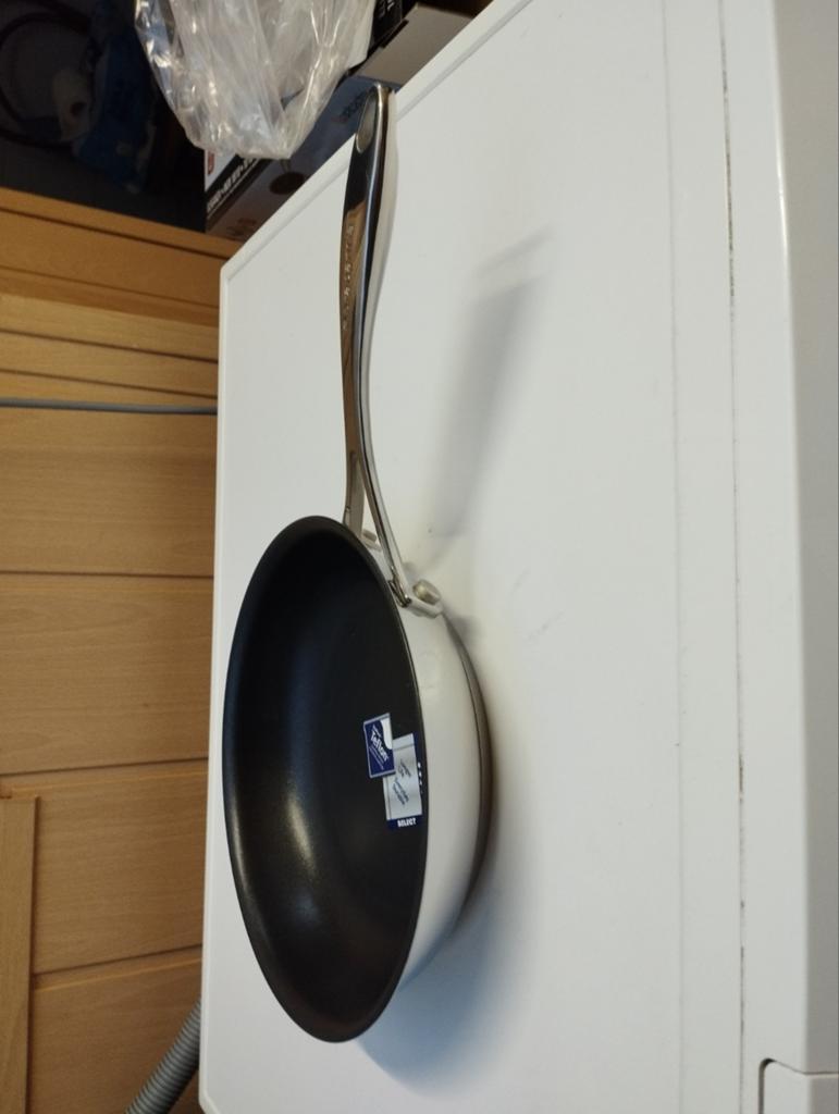 Een braadpan met dubbele bodem merk Brabantia nieuw, Ophalen