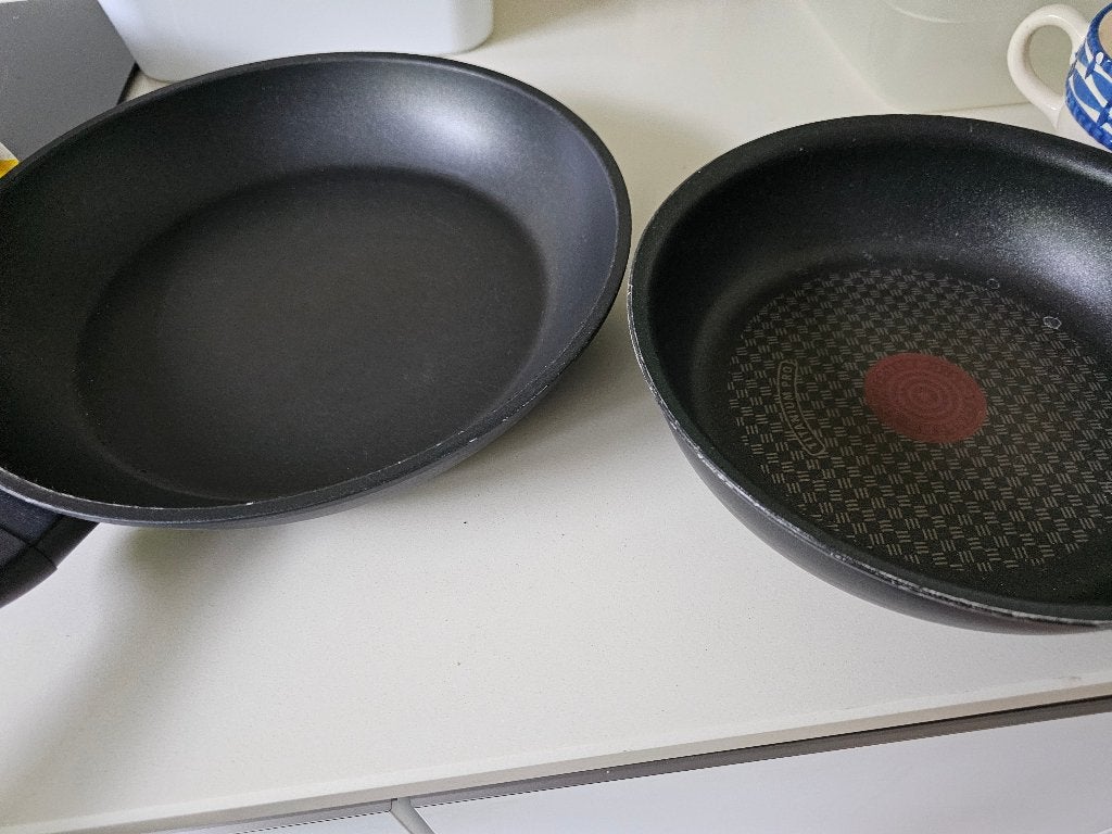 LOT DE 2 POELES CRISTEL ET TEFAL, Maison & Meubles, Tefal, Enlèvement, Utilisé, Poêle à frire