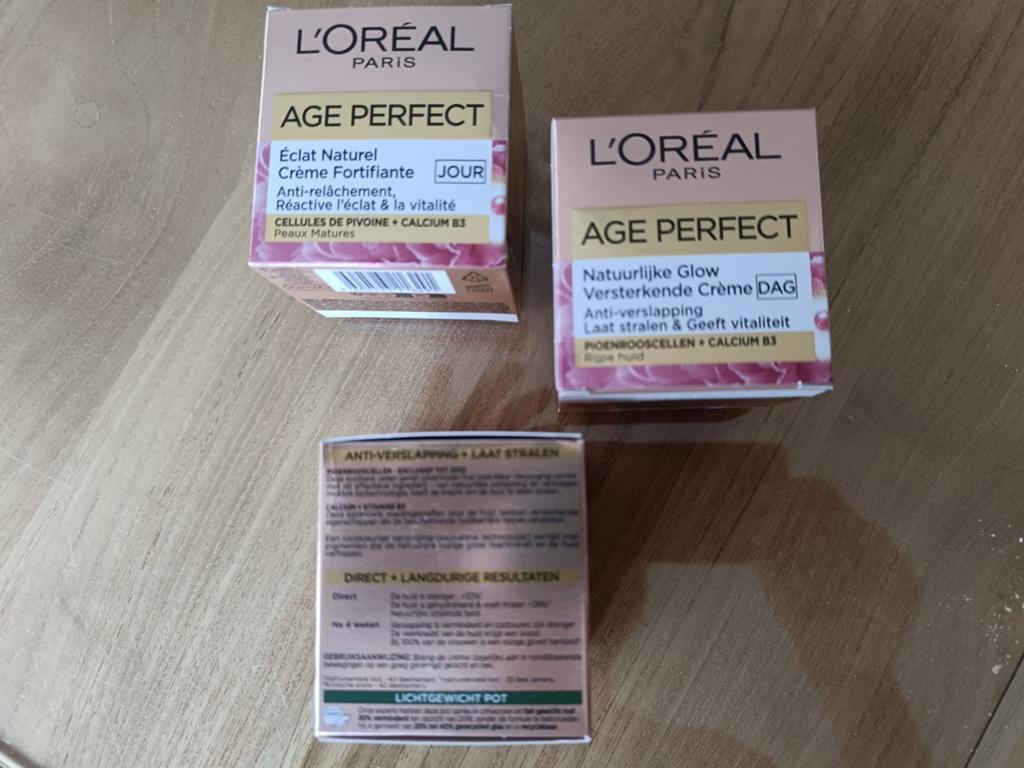 L'Oreal Paris age perfect DAGCRÈME., Ophalen of Verzenden, Nieuw, Gehele gezicht, Make-up