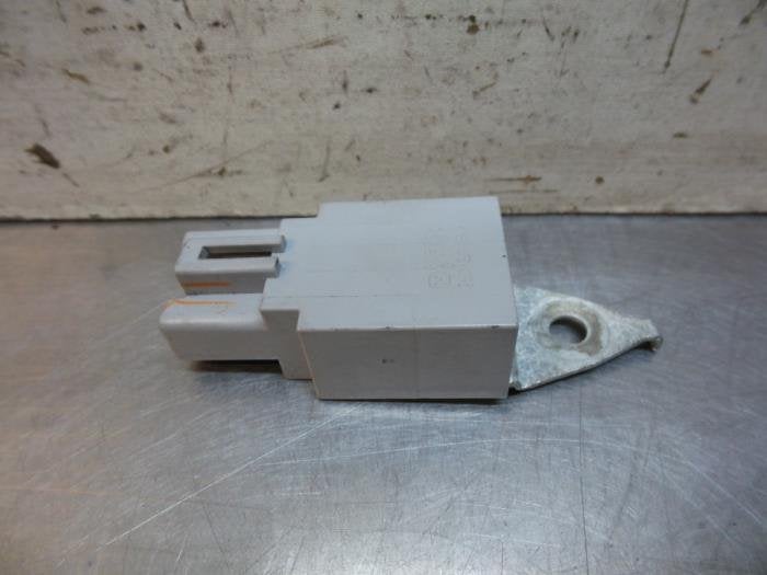 Radio condensator van een Toyota Prius (Prius 04-), Gebruikt, -, -, Ophalen of Verzenden