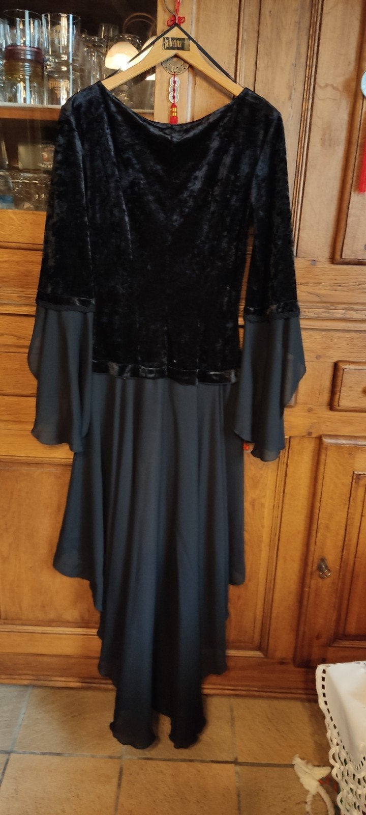 vêtement halloween, Vêtements | Femmes, Neuf, Taille 38/40 (M), Laughing vampire, Autres types