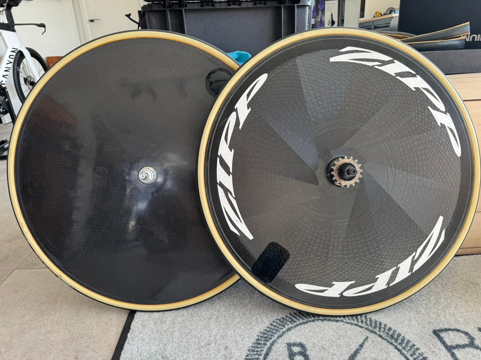Roues de piste/roues de piste, Enlèvement, Comme neuf