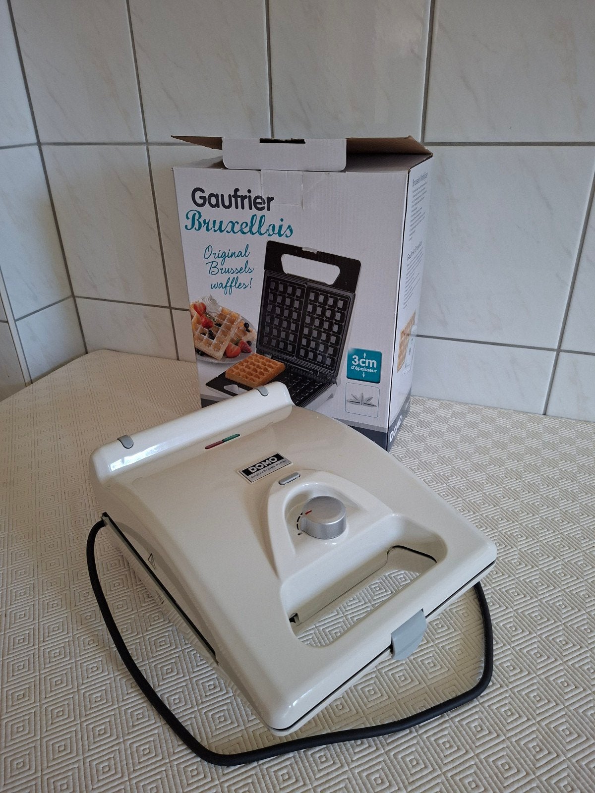 Wafelijzer voor Brusselse wafels, Ophalen, Zo goed als nieuw