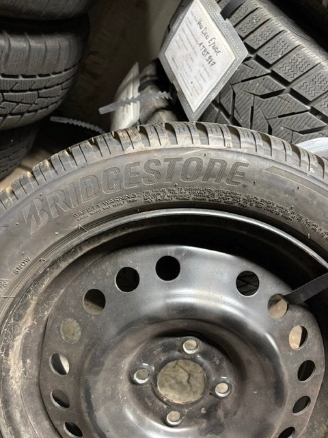 WINTERBANDEN NISSAN MICRA K14, Ophalen, Gebruikt, 16 inch, Banden en Velgen