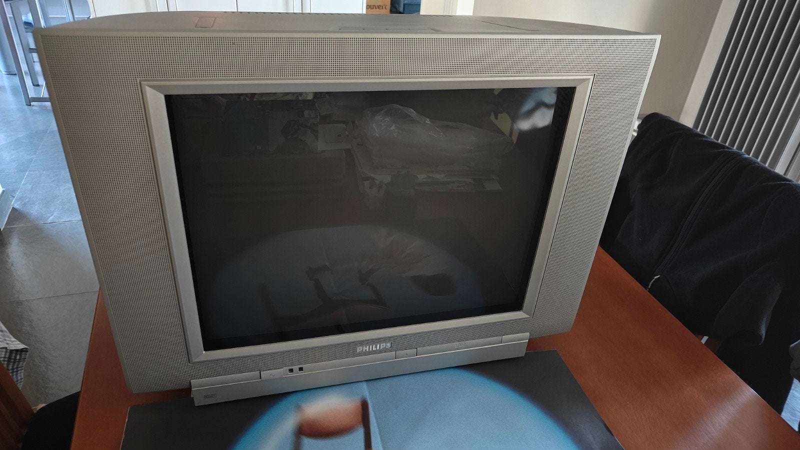 21PT6807 televisie 21" CRT scherm + ingebouwde DVD player, Ophalen, Philips, LCD, Zo goed als nieuw