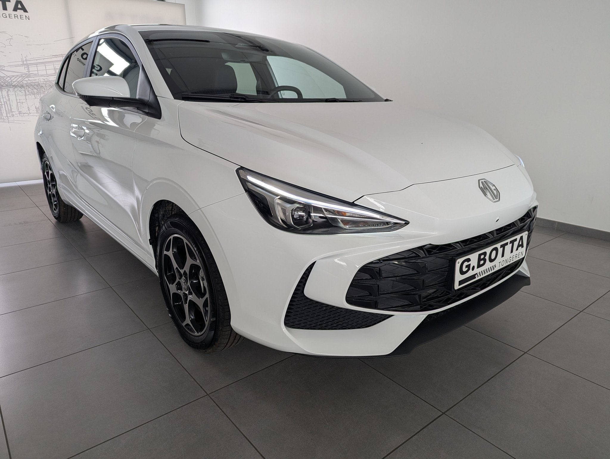 MG Other MG3 1.5 HYBRID 194 Luxury (automatique), Détection des panneaux routiers, Achat, Euro 6, Entreprise