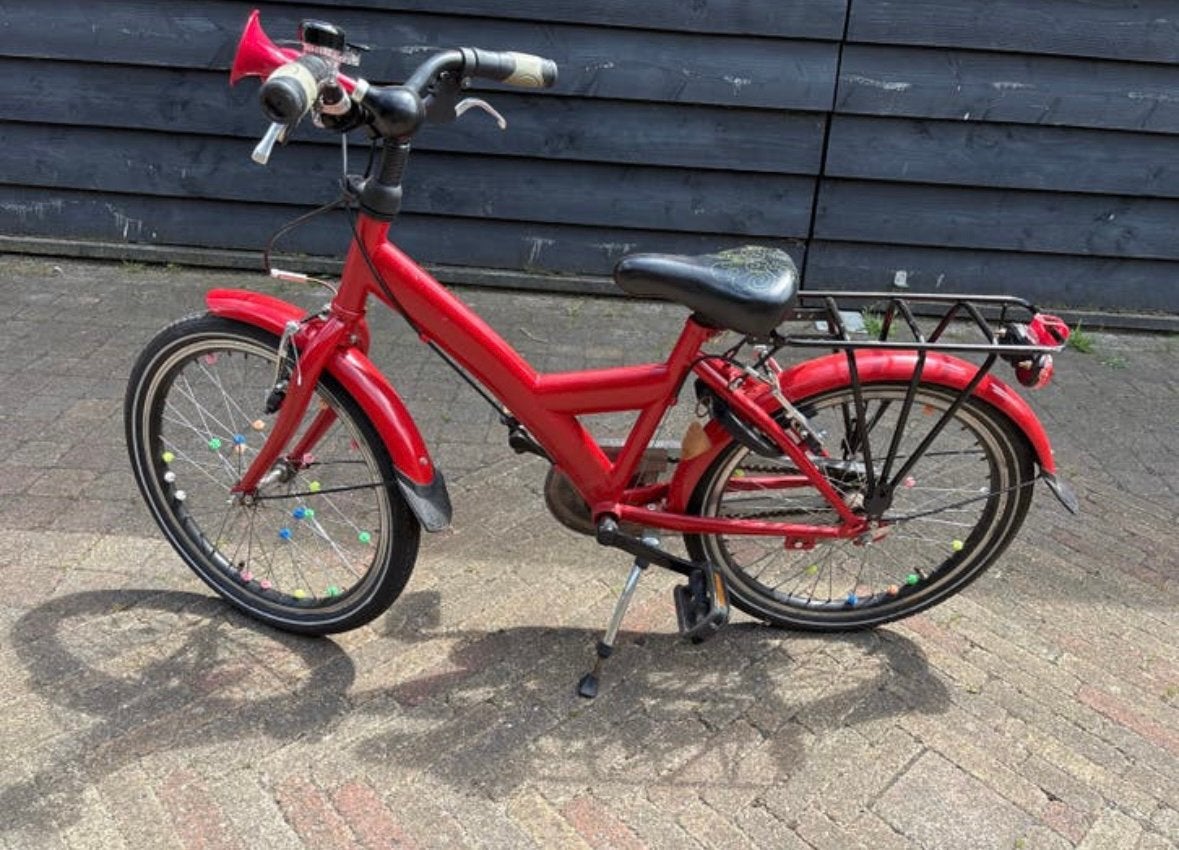 Rode kinderfiets 20 inch, Fietsen en Brommers, Ophalen, Gebruikt, Terugtraprem, 16 tot 20 inch