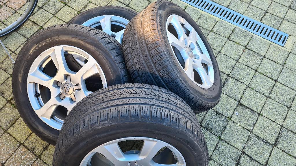 autobanden Bridgestone op  originele Audi velgen, Auto-onderdelen, Ophalen, Gebruikt, 16 inch, Banden en Velgen