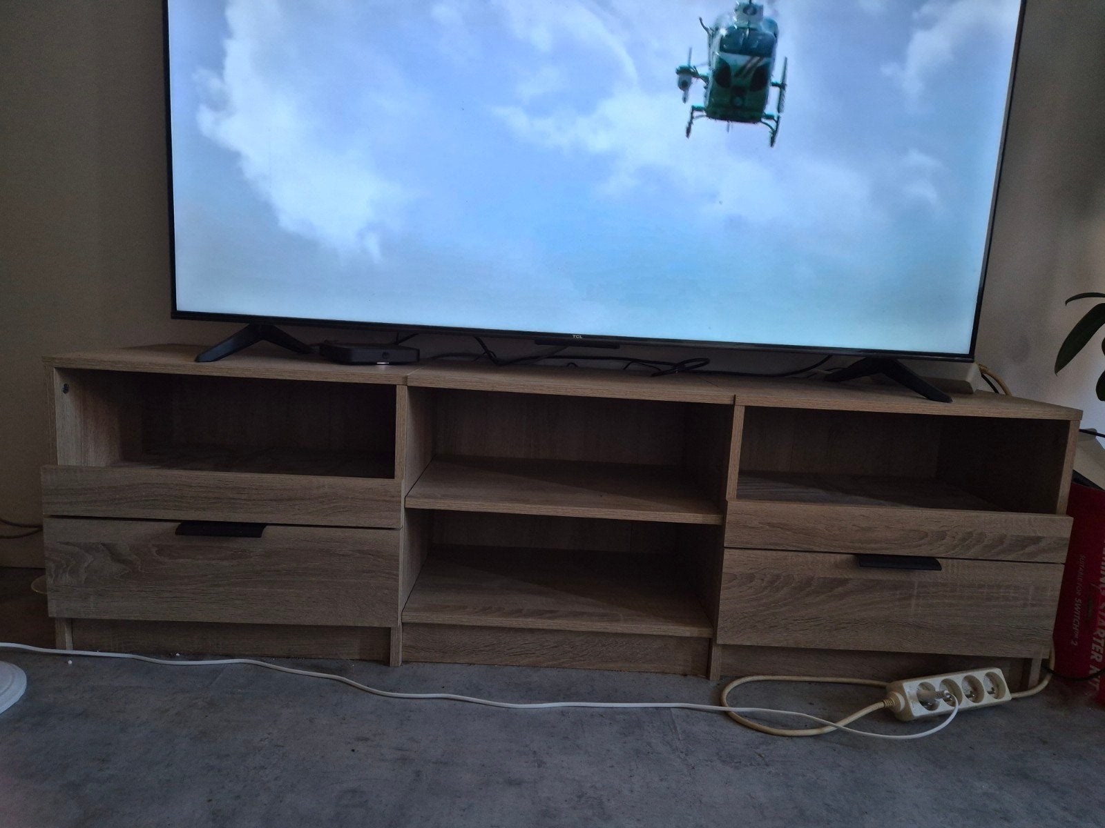 tv kast, Ophalen